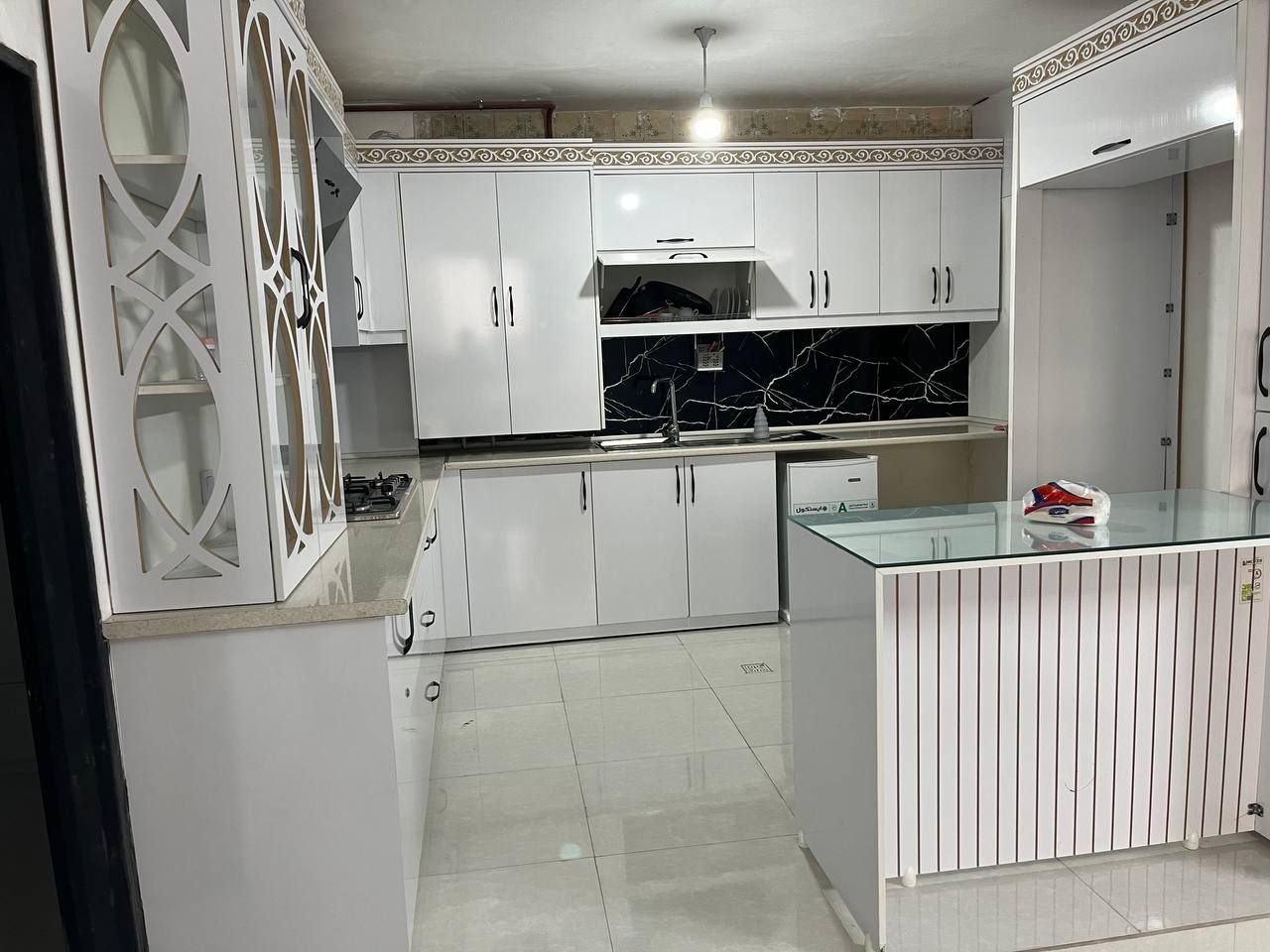 آپارتمان دوخوابه شاهرخ 1