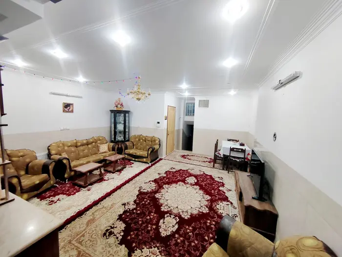 سوئیت یک خوابه باغ ملی - پذیرایی