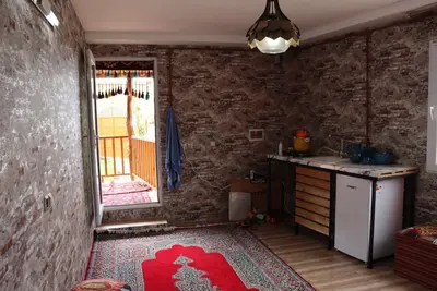 بومگردی عمارت اوغول جان - واحد استخردار