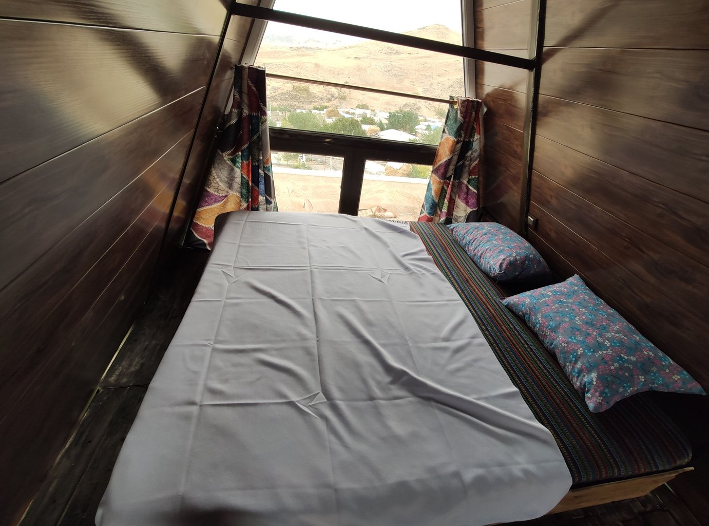 عمارت اوغول جان - واحد کلبه سوئیسی