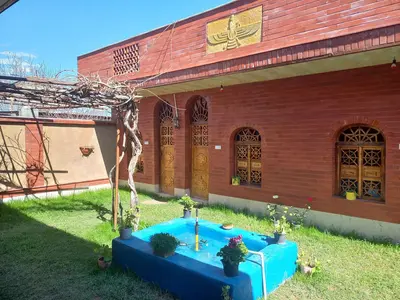 مسافرخانه پارسه گاد - واحد تچر