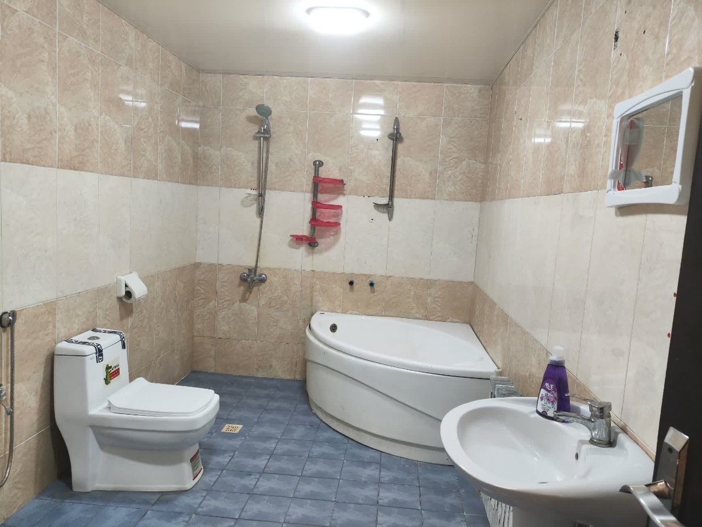 مجتمع اقامتی امام رضا علیه السلام - فلت ۱