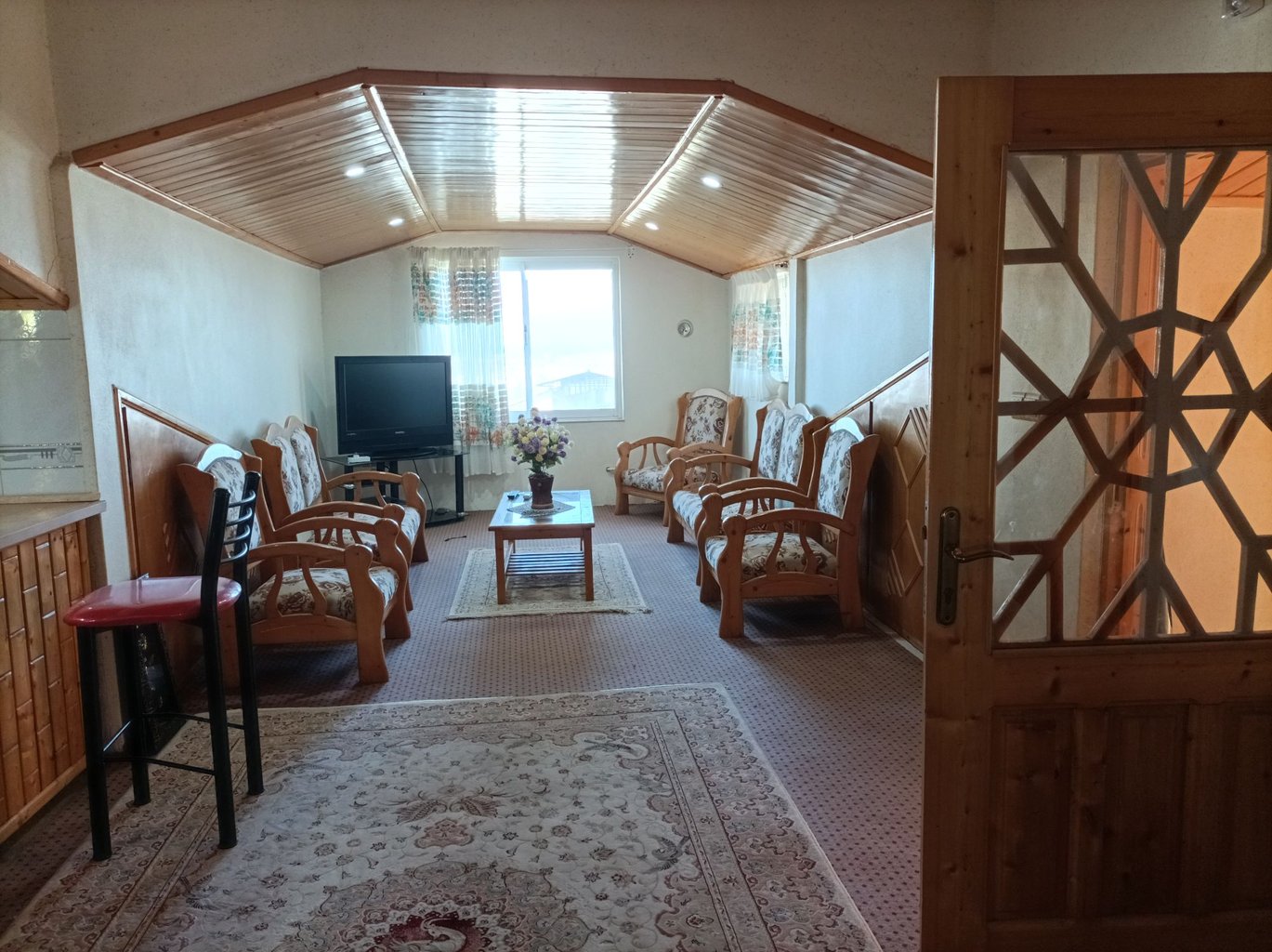 سوئیت یک خوابه منتظری 16