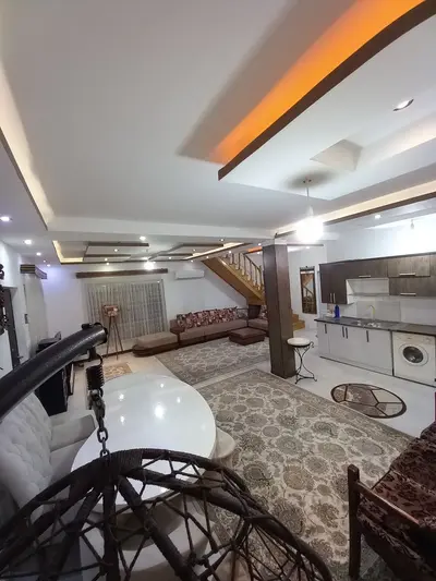 ویلا سه خوابه استخردار آبگرم قوی سفید