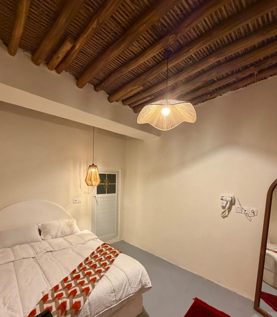 ویلا سه خوابه استخردار ساحلی مُم ماه