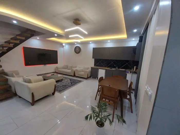 ویلا دوخوابه استخردار آبگرم فرح آباد