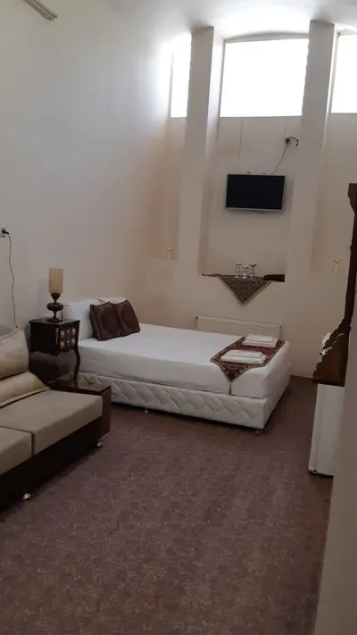 اقامتگاه سنتی سرای ریحان - واحد ۱۰۴