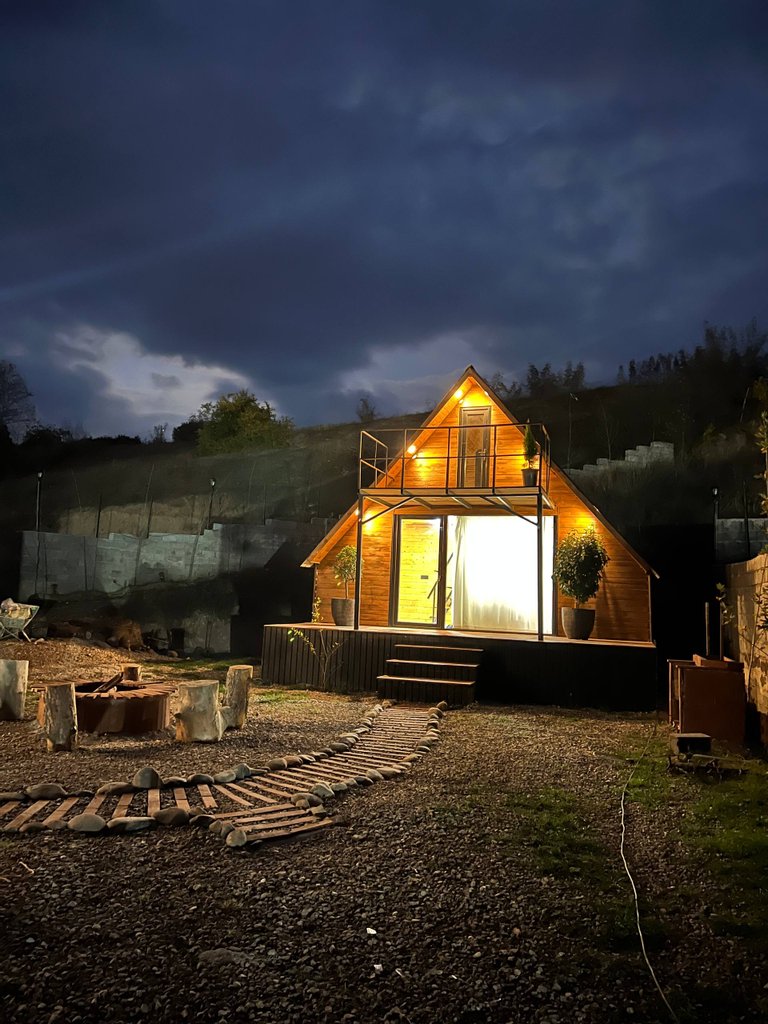 کلبه یک خوابه لاکو واحد انار