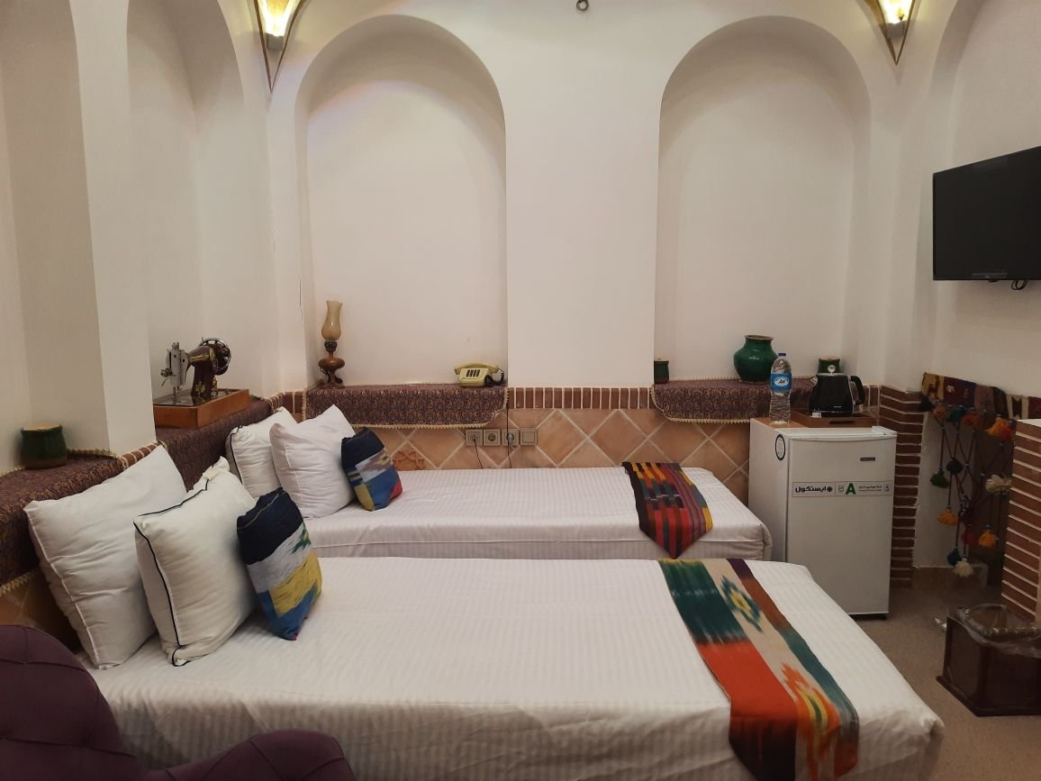 اقامتگاه سنتی شیخداد - واحد امیتیس