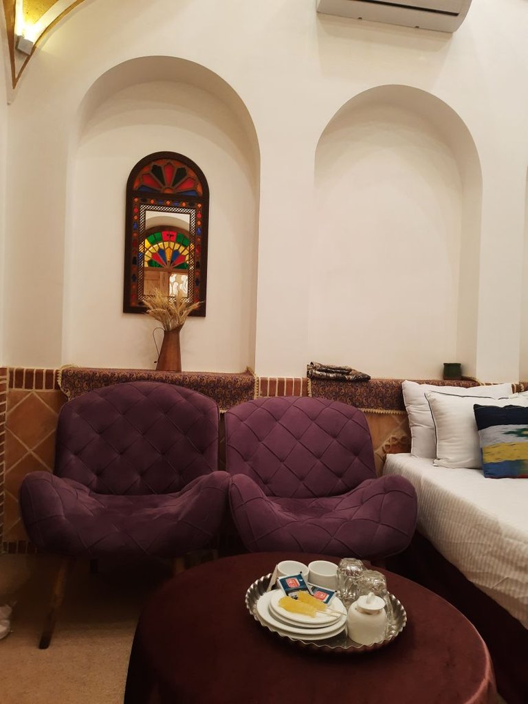 اقامتگاه سنتی شیخداد - واحد امیتیس