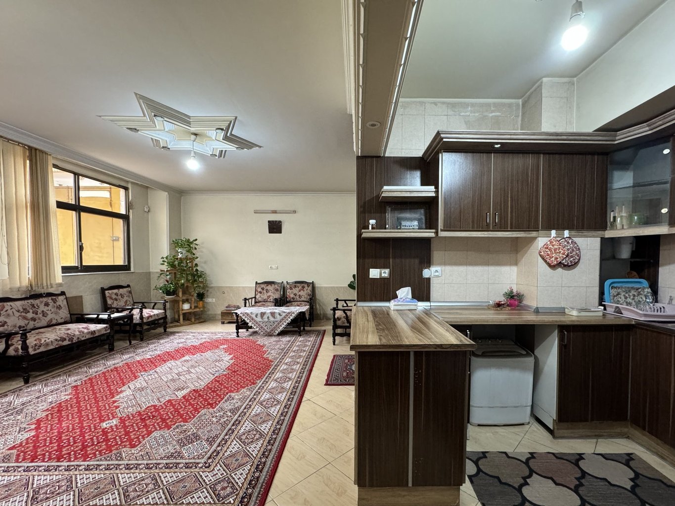 دوخوابه چهارباغ بهار