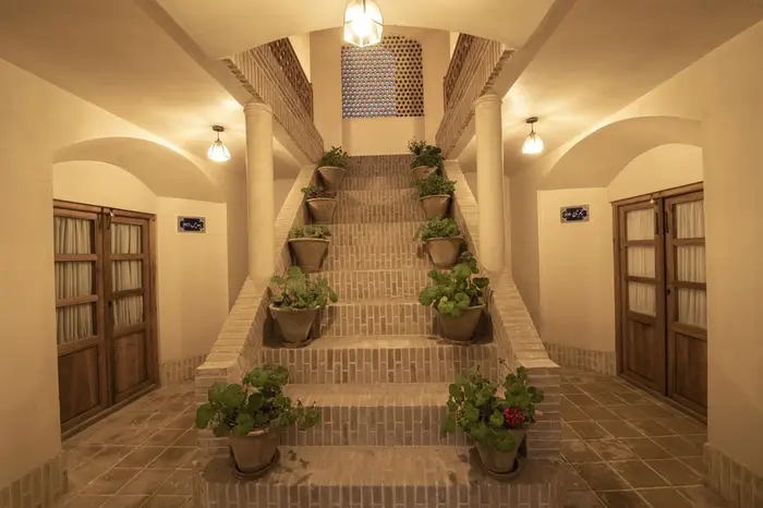 اقامتگاه سنتی عمارت محمودیه - واحد ۲۰۰ شمس جهان