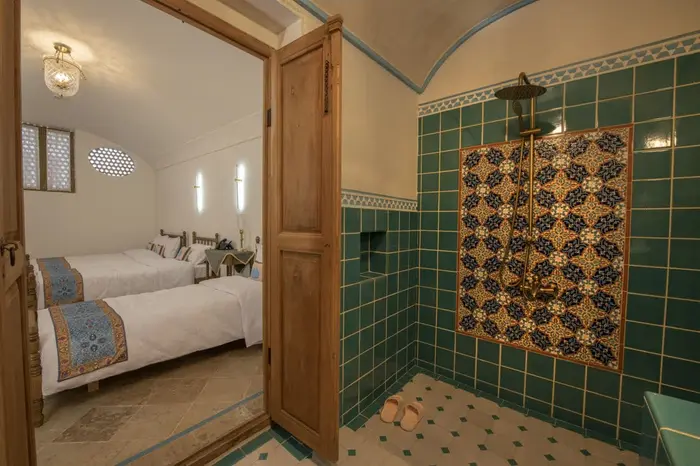 اقامتگاه سنتی عمارت محمودیه - واحد ۲۰۴ شمس جهان