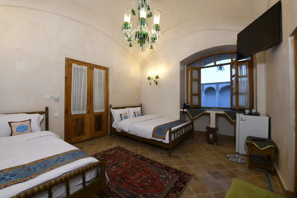 اقامتگاه سنتی عمارت محمودیه - واحد 209 آبان