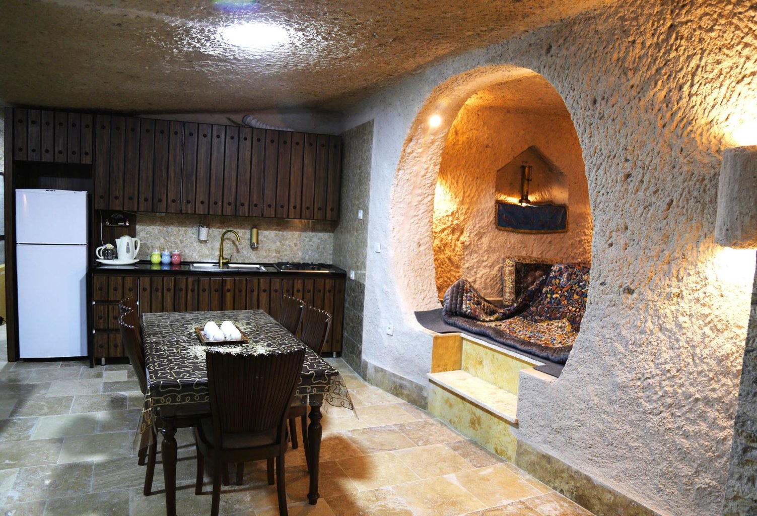 دوخوابه شاین کندوان