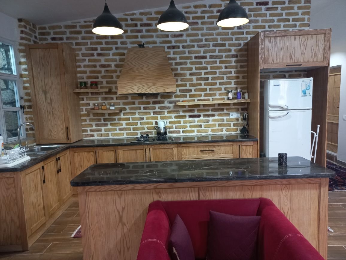 ویلا یک خوابه استخردار باغ وینه