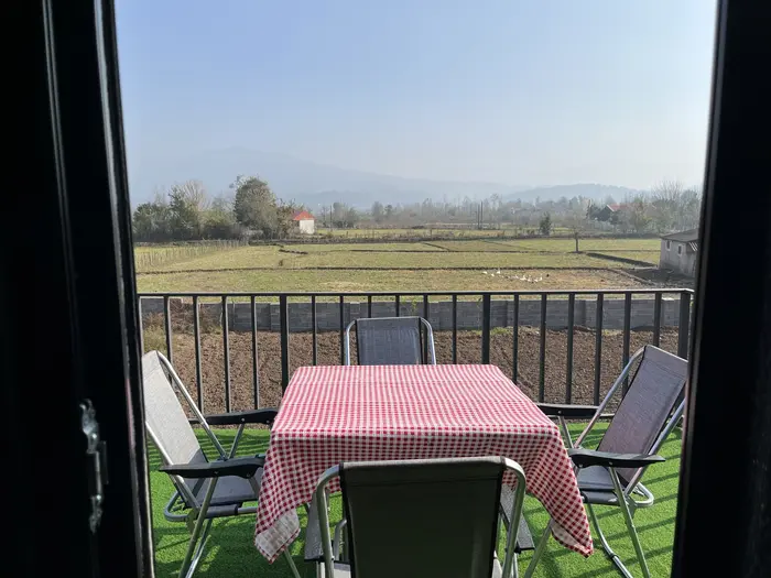 کلبه یک خوابه سوئیسی سراوان