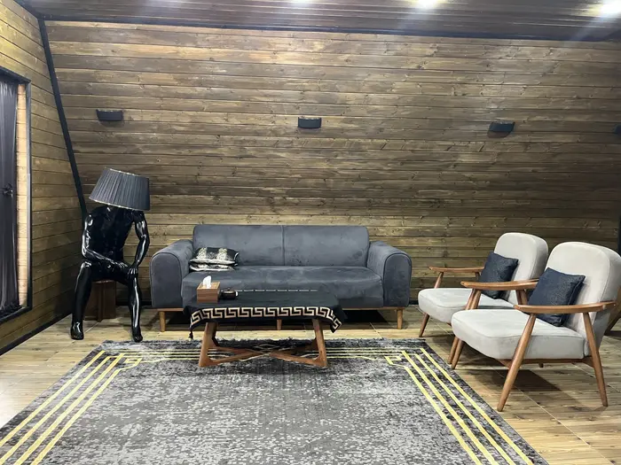 کلبه یک خوابه سوئیسی سراوان