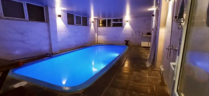 ویلا یک خوابه جنگلی استخردار آبگرم فرهنگ