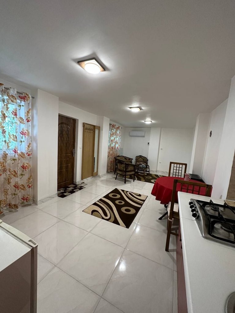 یک خوابه چوبی سهند