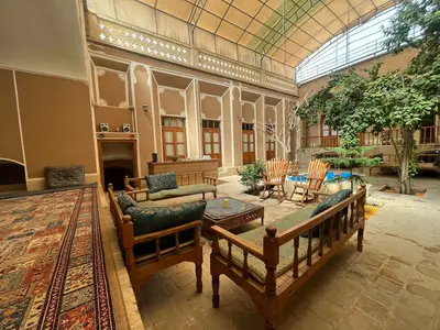 اقامتگاه سنتی گنجه - واحد پروین اعتصامی