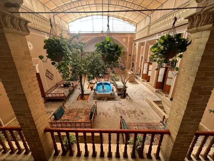 بوم گردی گنجه - واحد حافظ