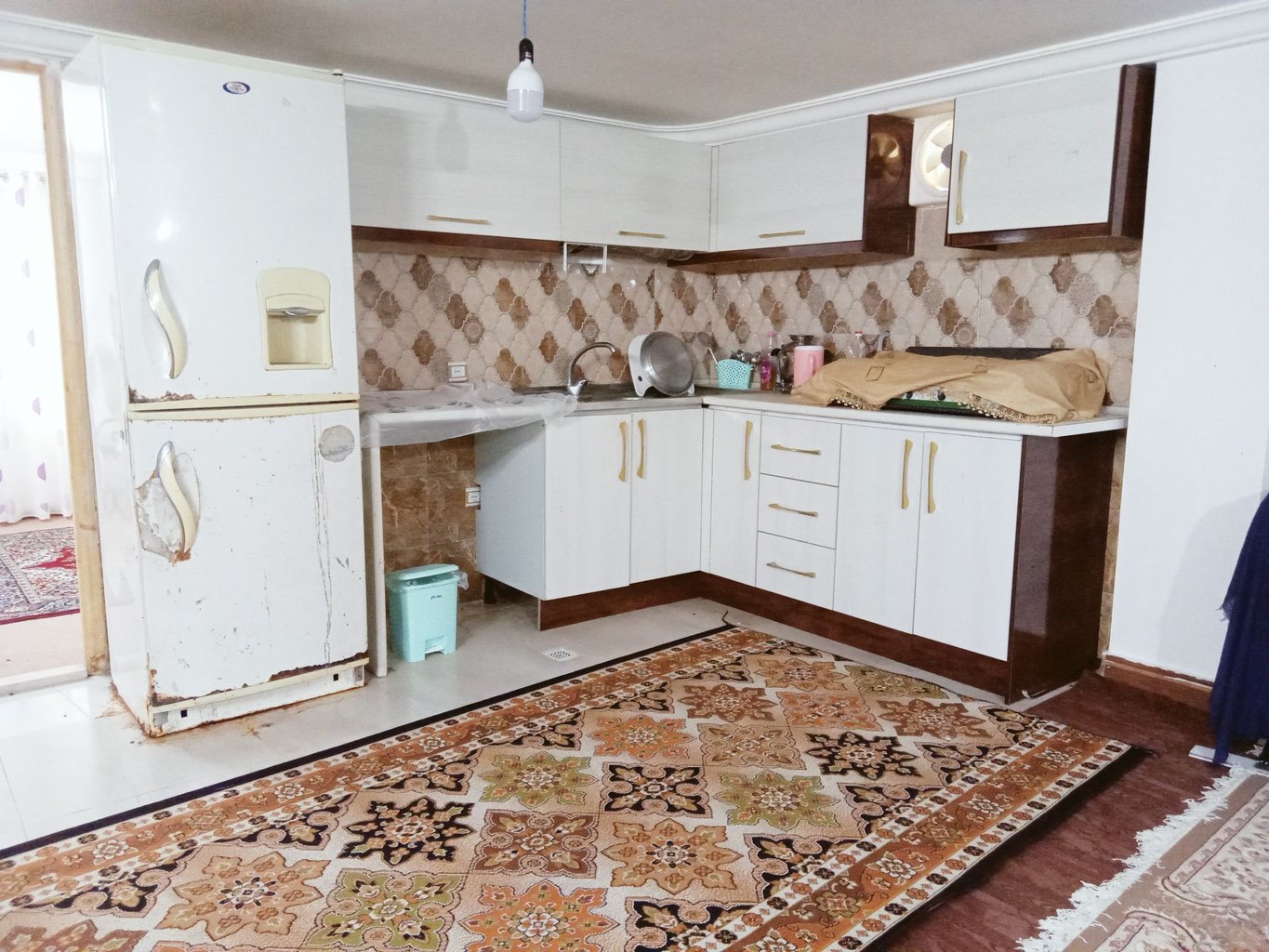 یک خوابه جنگلی پروین