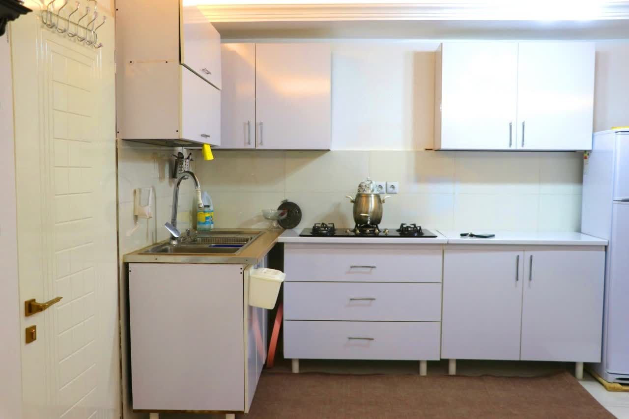 یک خوابه دنیز افشار