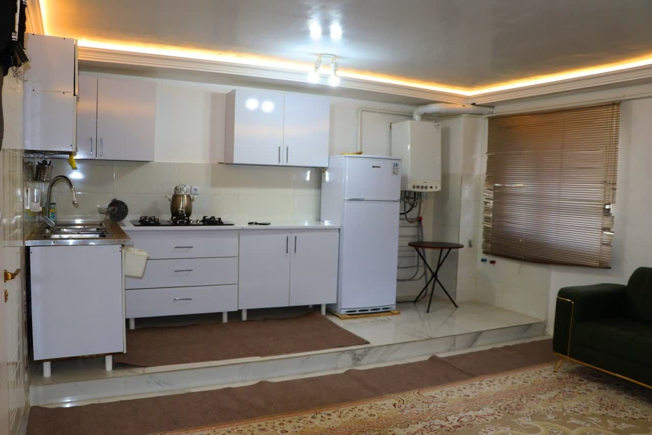 یک خوابه دنیز افشار