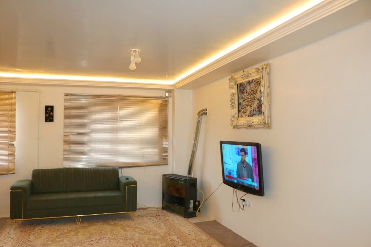 یک خوابه دنیز افشار