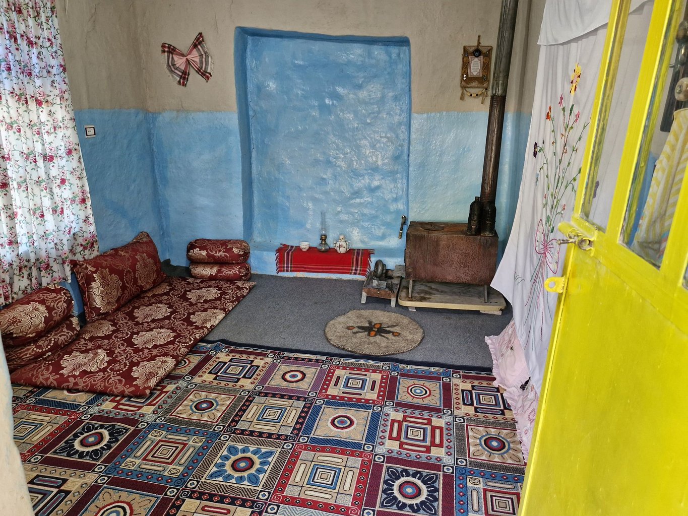 سه خوابه کاهگلی ریحان