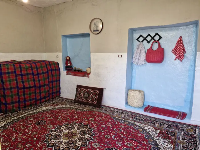 ویلا سه خوابه کاهگلی ریحان