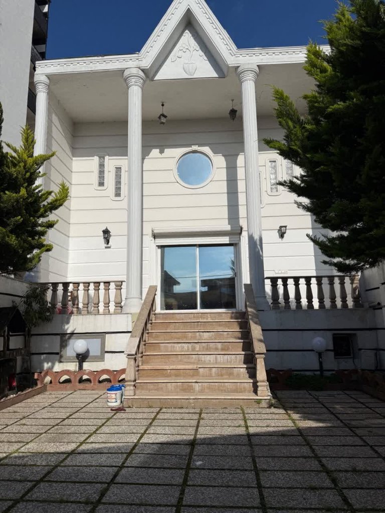 ویلا دوخوابه استخردار آبگرم مقدسی