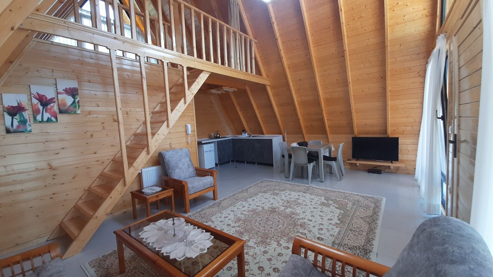 دوخوابه سوئیسی نهال