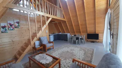 کلبه دوخوابه سوئیسی نهال