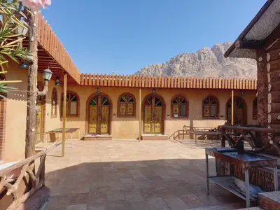 بومگردی مامان جون - واحد گچی