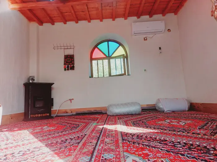 بوم گردی مامان جون - واحد گچی