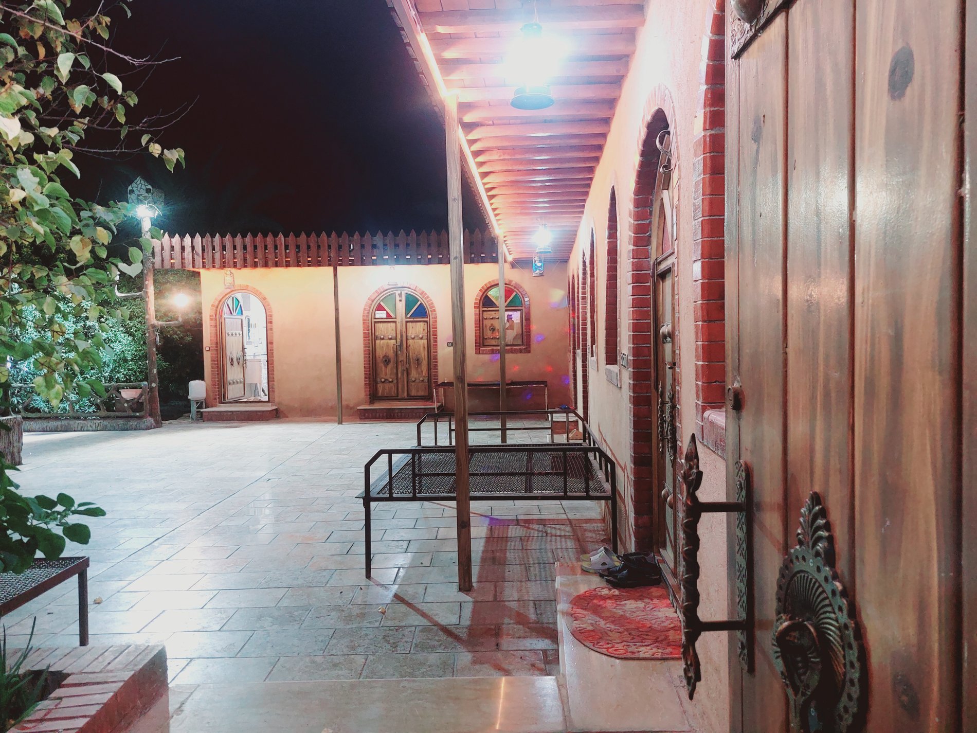 مامان جون - واحد گچی