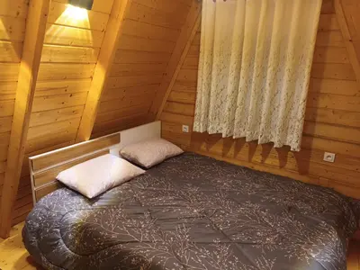 کلبه یک خوابه استخردار آبگرم جنگلی نیهان