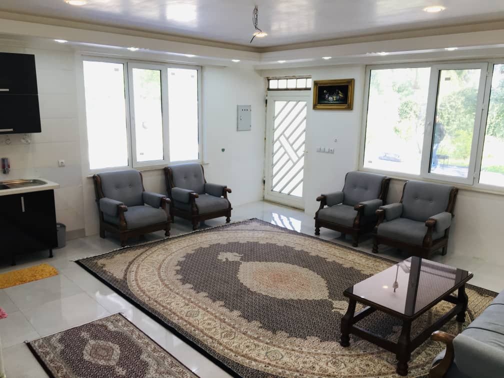 ویلا یک خوابه استخردار باغ نارنج 3