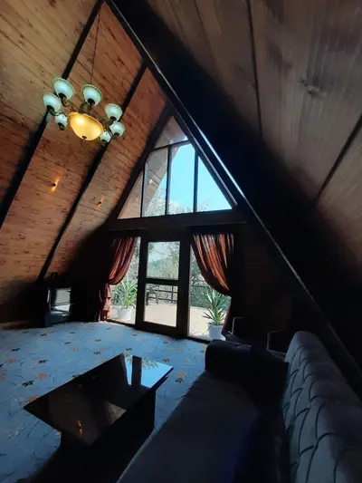 کلبه یک خوابه دوبلکس سوئیسی شاهوار