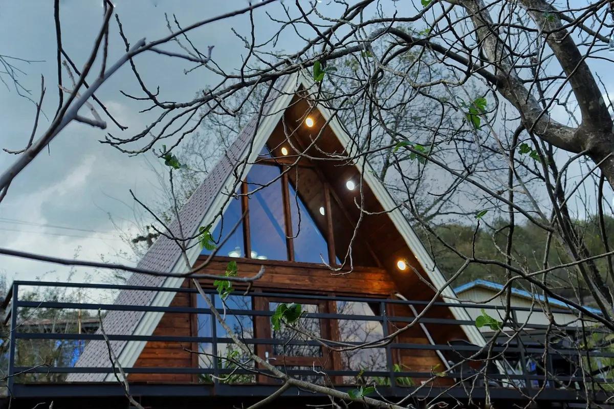 کلبه یک خوابه دوبلکس سوئیسی شاهوار