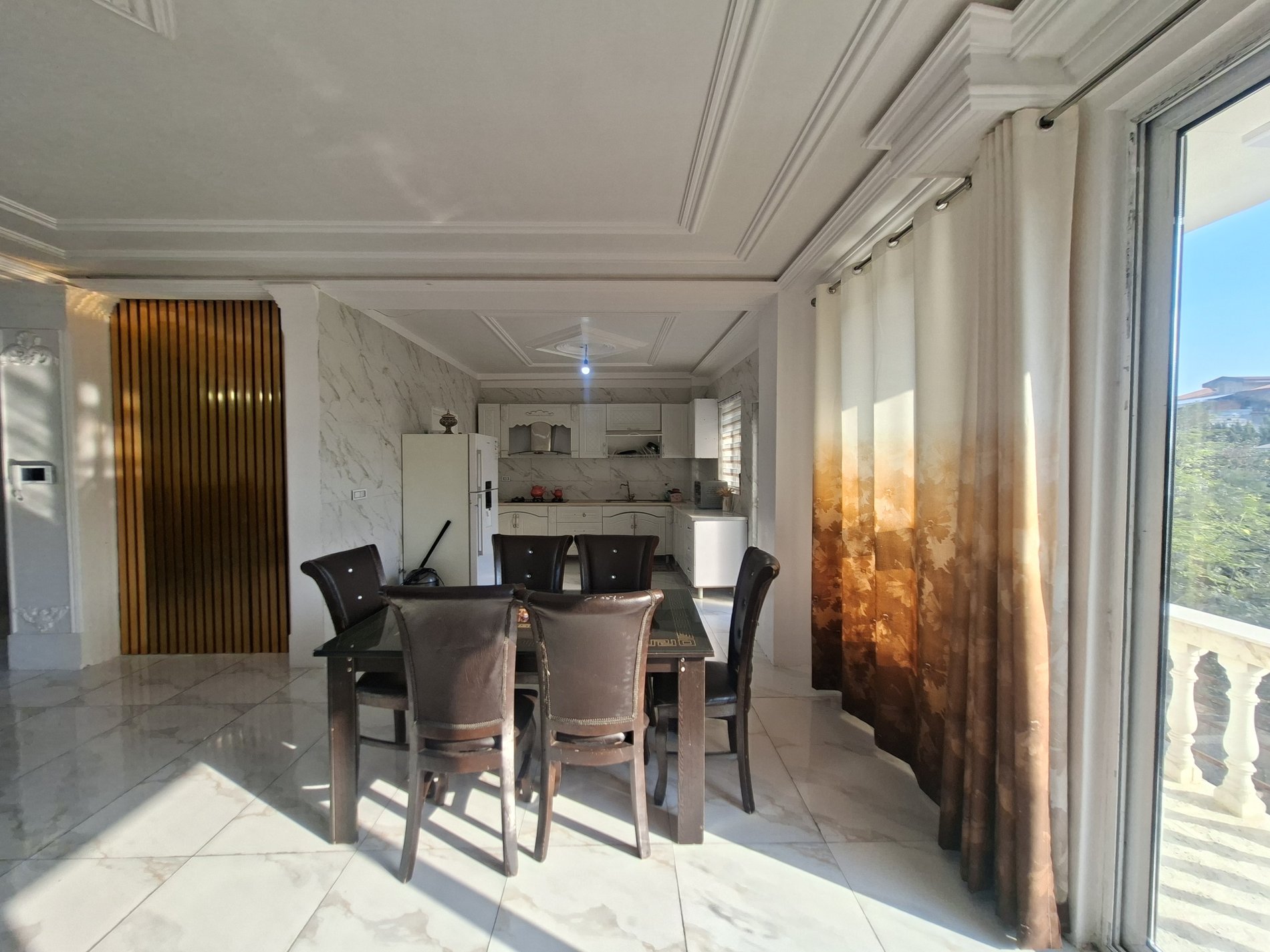 ویلا سه خوابه استخردار آبگرم عمارت فرشته