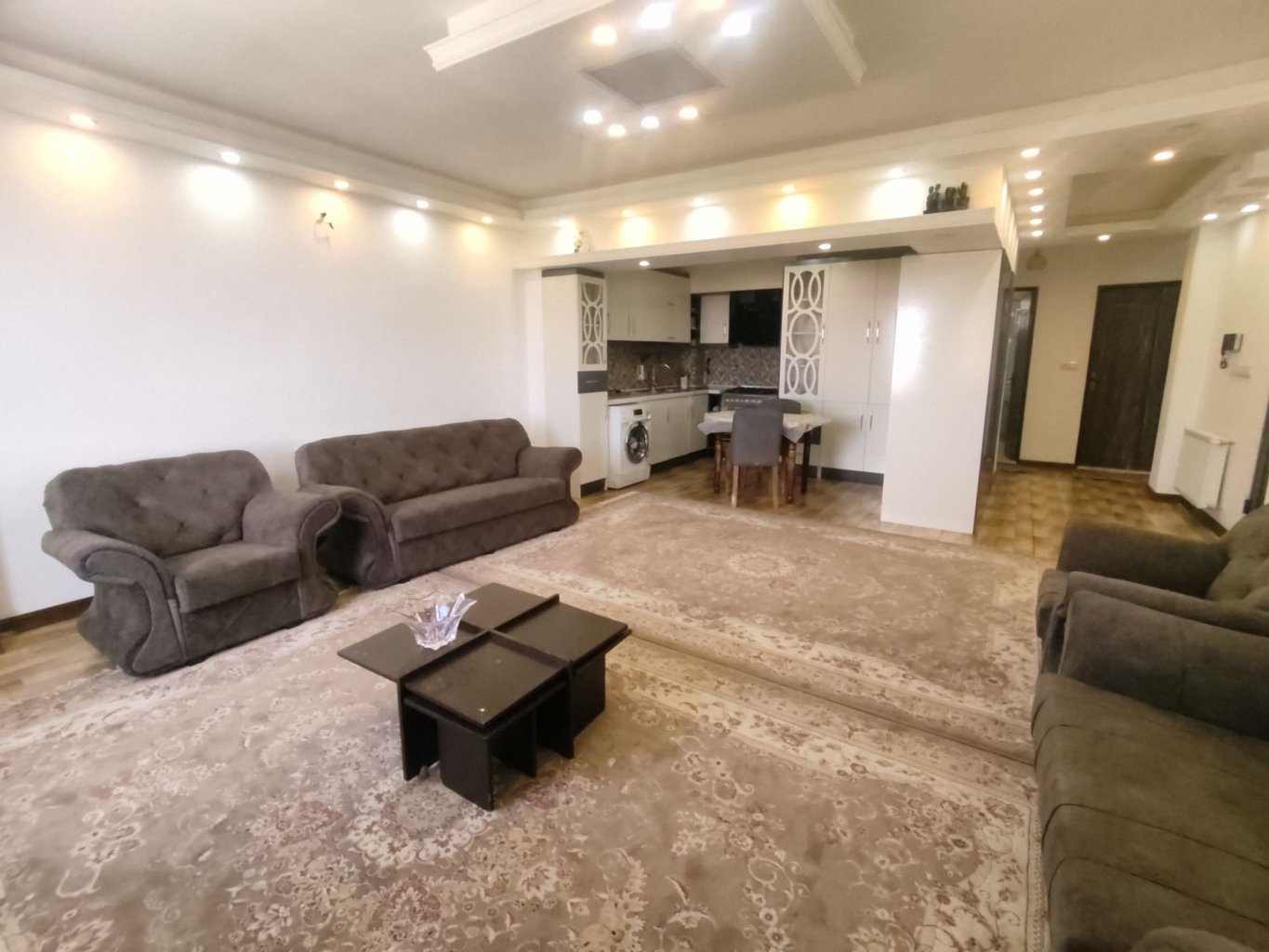 آپارتمان دوخوابه جوربنیان