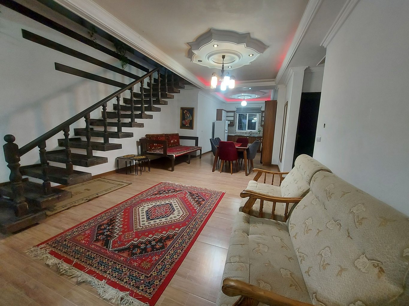 سه خوابه استخردار آبگرم شمع ساحل