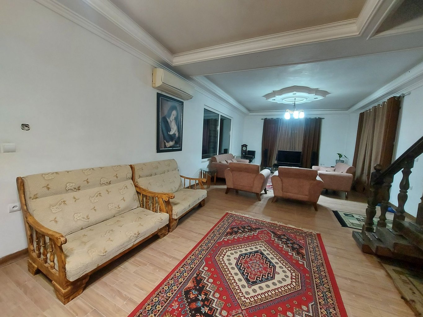 سه خوابه استخردار آبگرم شمع ساحل