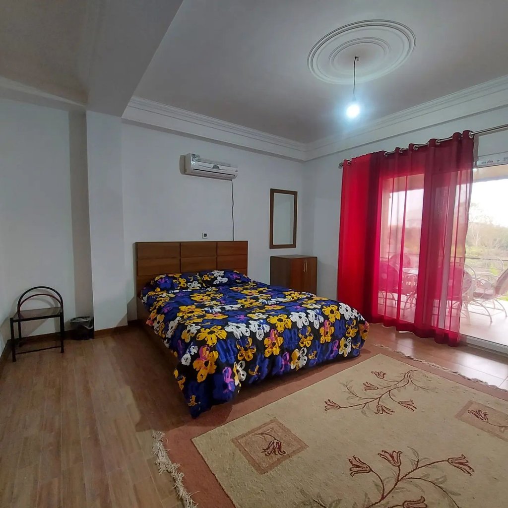 سه خوابه استخردار آبگرم شمع ساحل