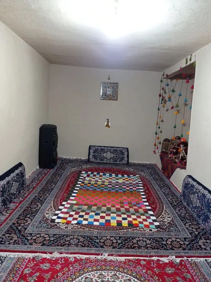 بوم گردی ولاش - واحد گرین