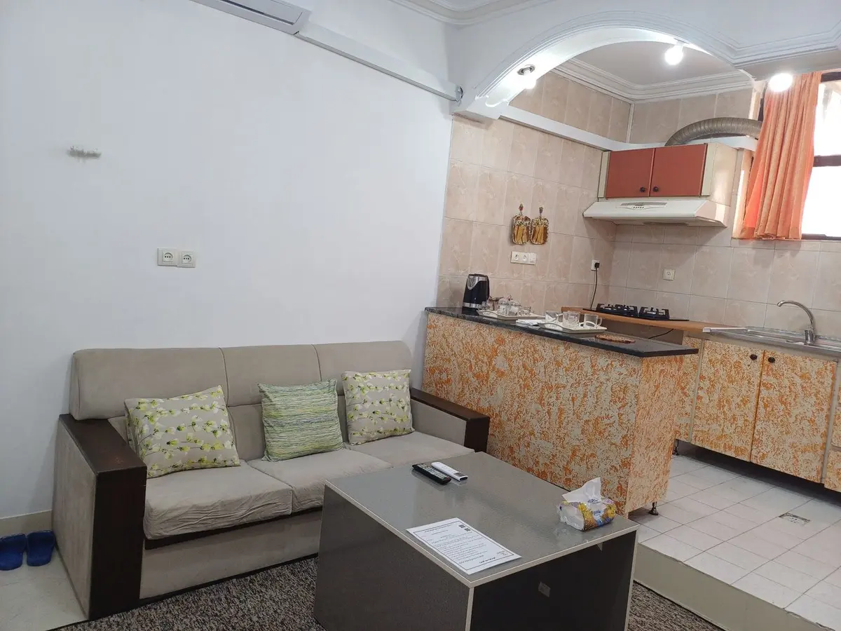 آپارتمان دوخوابه اسکان 2 - پذیرایی و آشپزخانه
