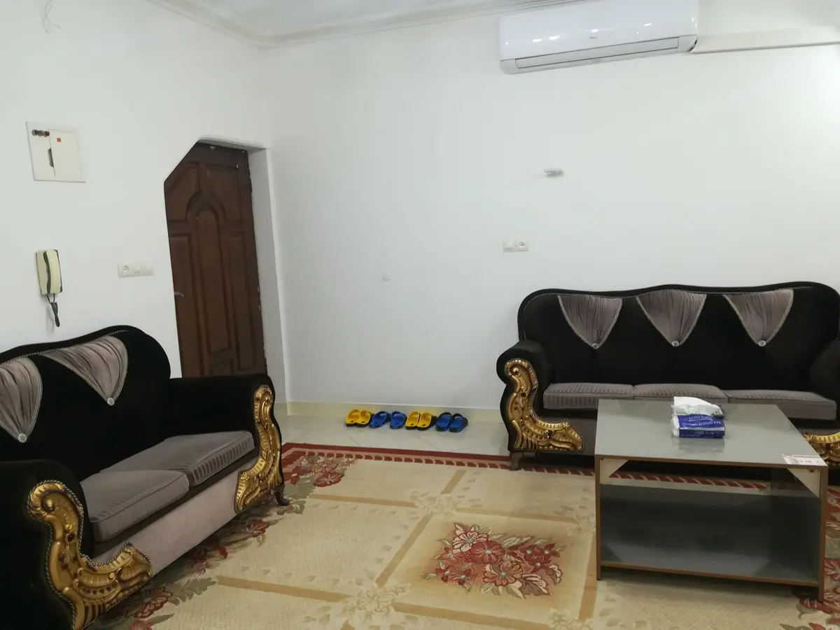 آپارتمان دوخوابه اسکان 4 - هال 